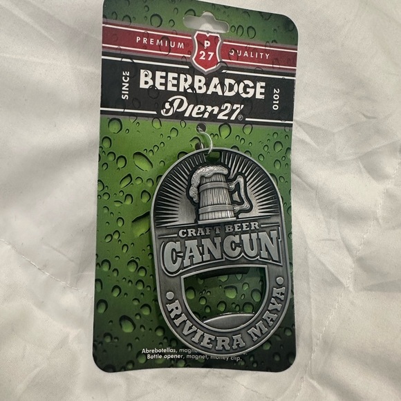 Pier 27 Cancun Beer Badge and Souvenir Set - Picture 4 of 5
